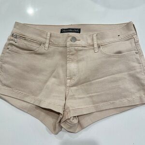 Abercrombie and Fitch Tan Jean Shorts size 27